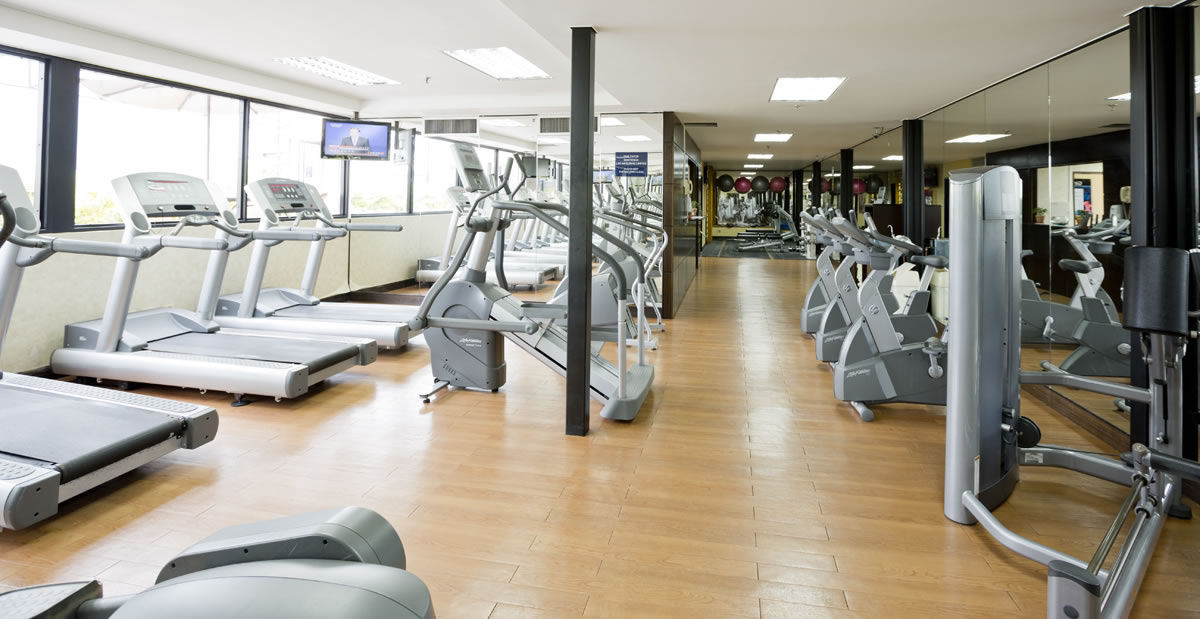 Eurobuilding Hotel & Suites Caracas Exterior photo The gym at the hotel